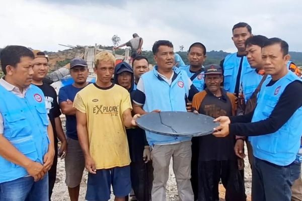 Jemput Bola ke Lubang Tambang, IKTN Bidani Lahirnya Koperasi "Rentak Bulian" di Kuansing - TAMBANG.NEWS